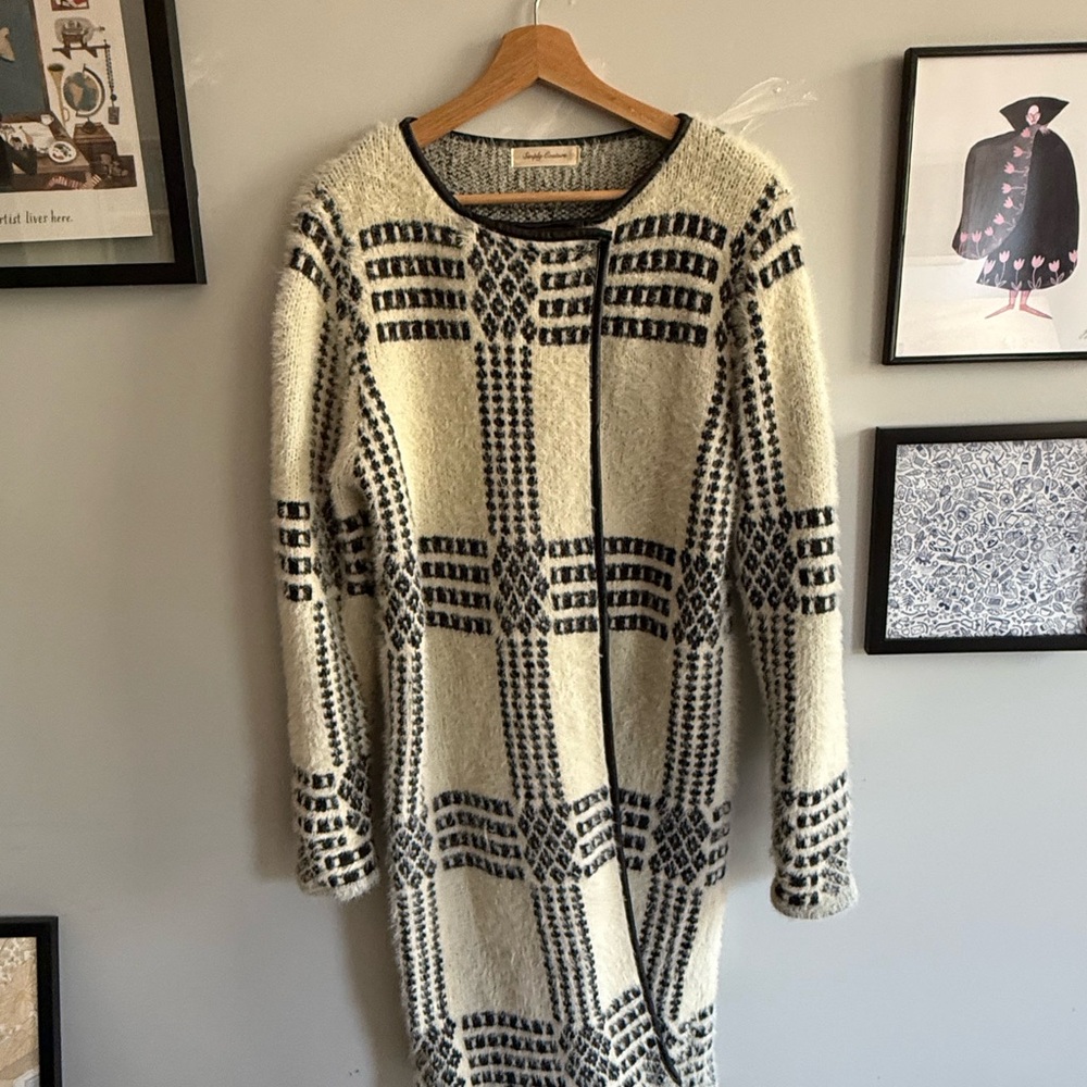 Simply Couture Black and Cream Knit Sweater coat